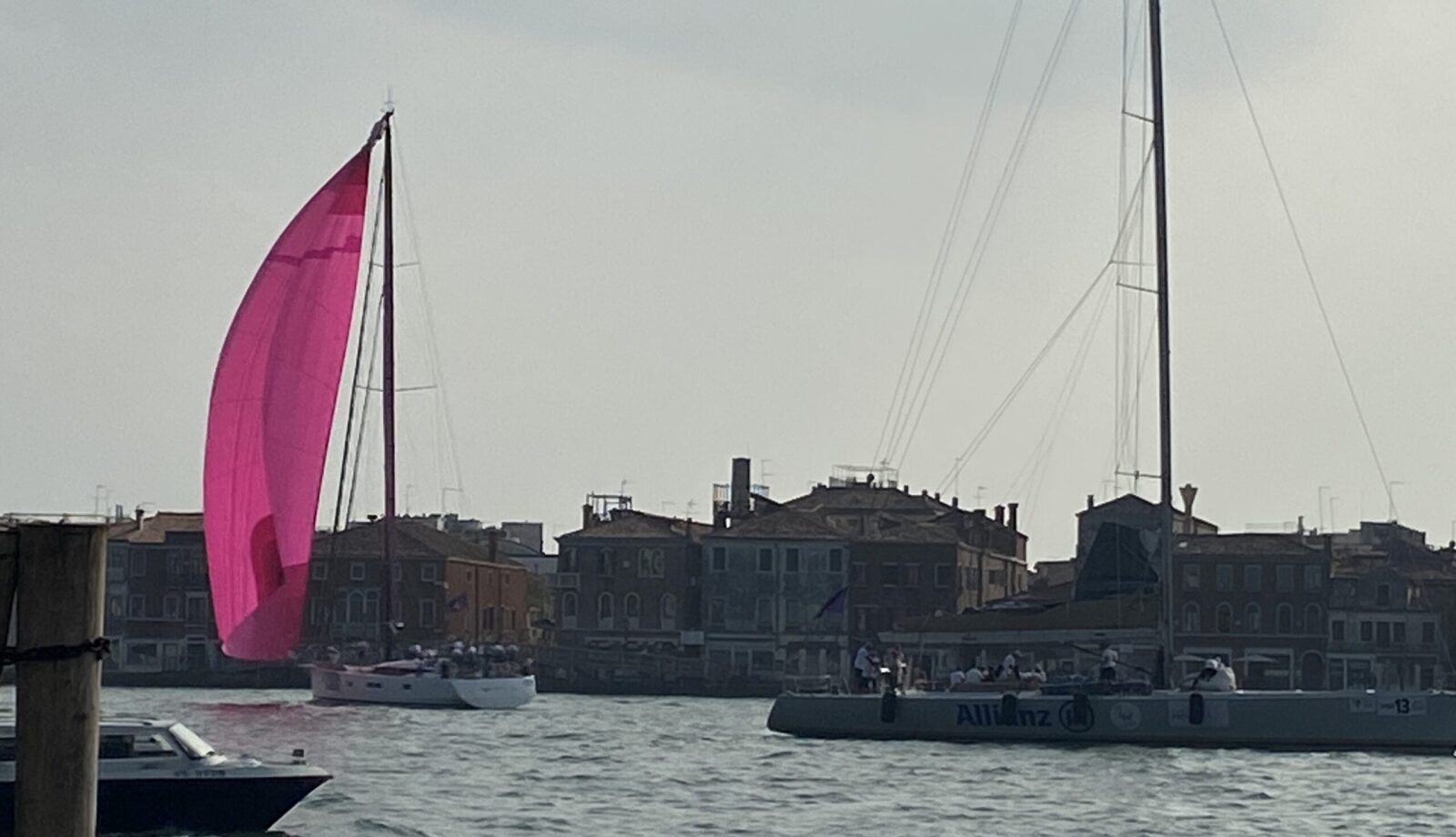 Illustration: Neumond im Wassermann 9.2.2024 – Frischer Wind, Segel setzen - Astrologie-Blog