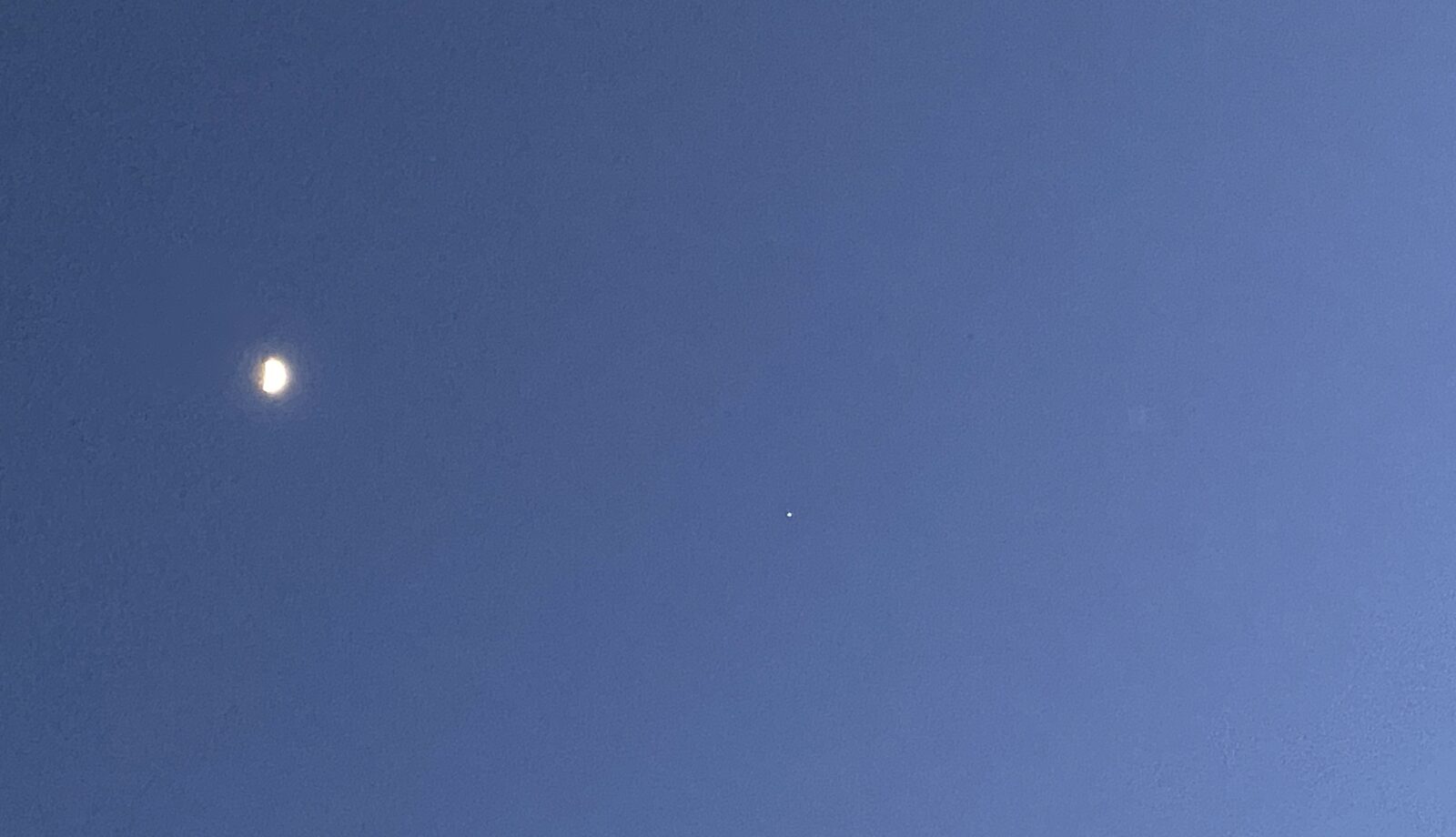 Illustration: Mutationen, Revolutionen, Innovationen – Uranus im Zwilling ab 26.4.2026 - Astrologie-Blog